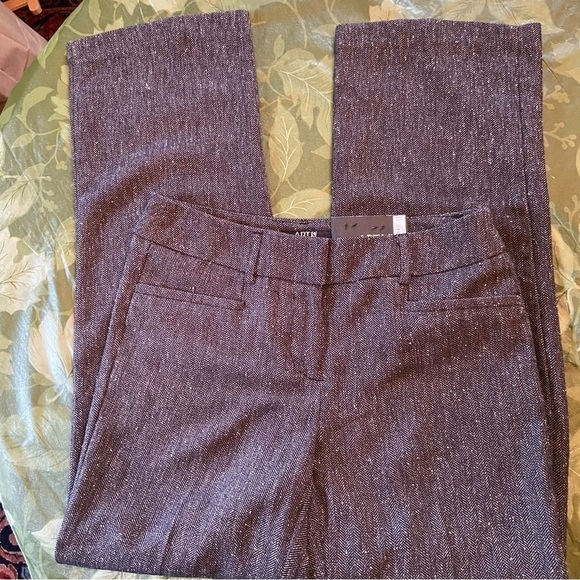 𝅺nwt Apt 9 herringbone slacks in size 4 petite. Originally $48 yours for $23. - Picture 2 of 10